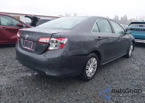 2013 Toyota Camry Le z USA, uszkodzony, nr VIN 4T4BF1FK6DR334684